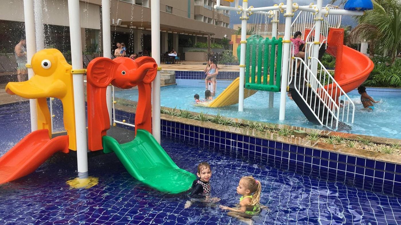 Olimpia Park Resort O Mais Divertido Resort Em Frente Ao Thermas Dos Laranjais - Pague Em Ate 12 Vezes エクステリア 写真