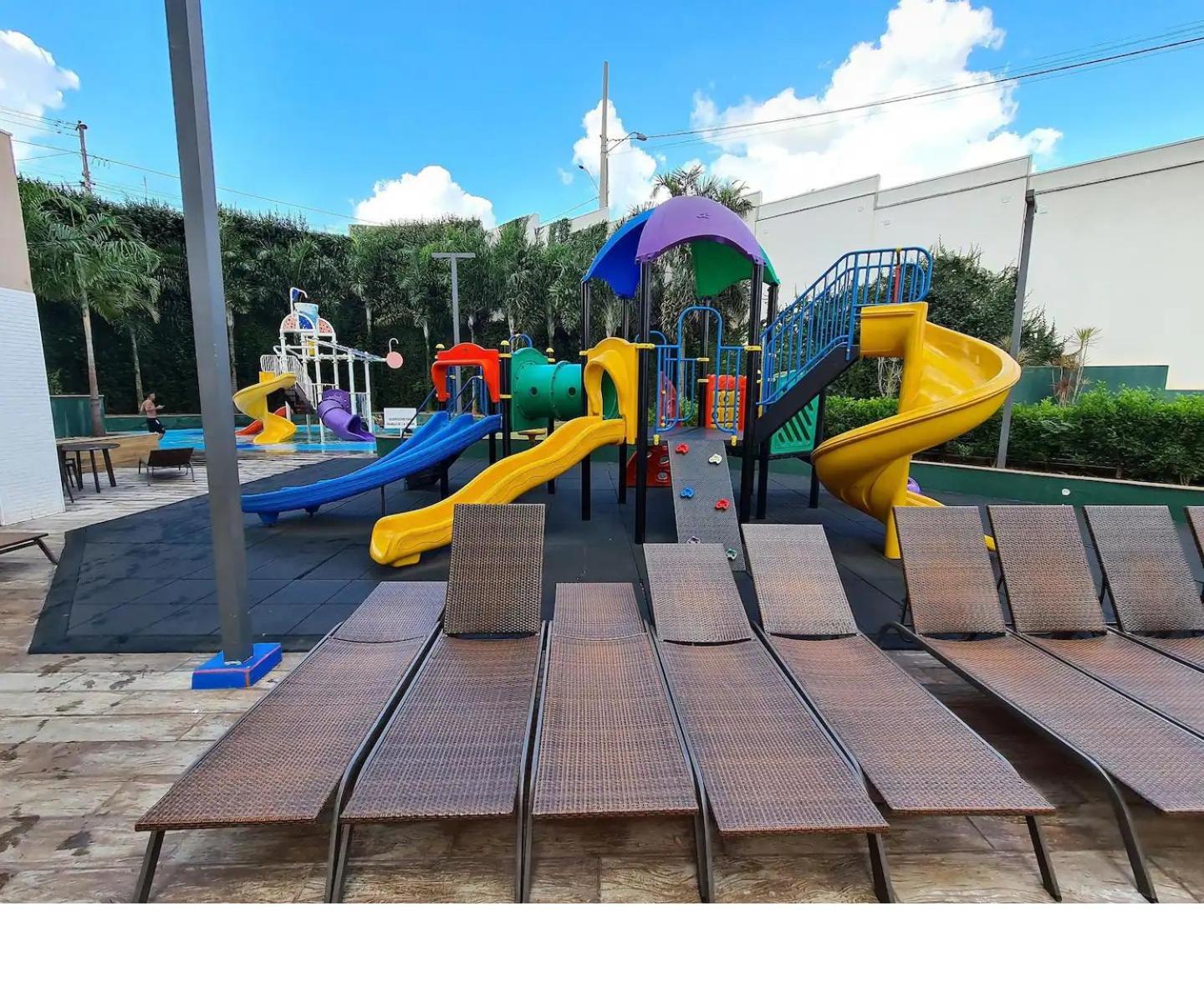 Olimpia Park Resort O Mais Divertido Resort Em Frente Ao Thermas Dos Laranjais - Pague Em Ate 12 Vezes エクステリア 写真